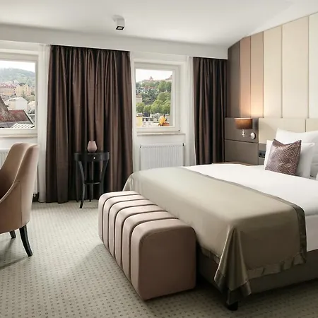 ホテル Boutique Saxonia 4*